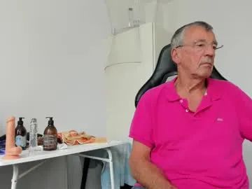 200gentleman Image 14