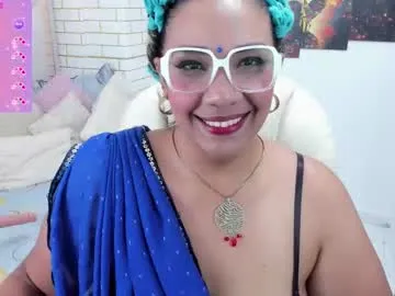 _lakshmi_hotx Image 5