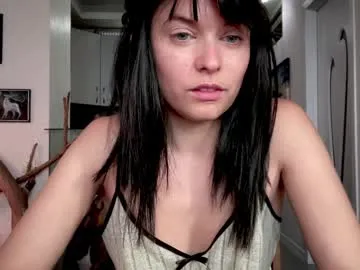 angelika_rouge Image 2