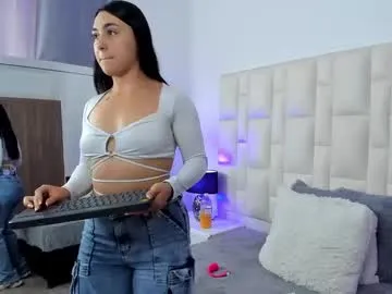 ariana_rouse_ Image 18