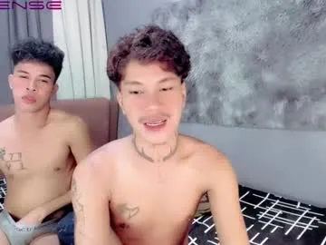 asian_cumsawyer Image 5