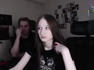camcoupgang Image 10