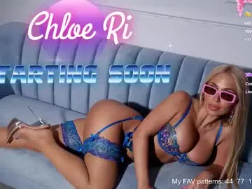 chloe_ri Image 16