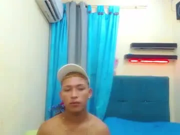 daniel_bigcock_'s Thumb Image