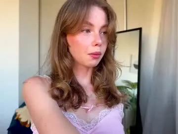 elli_harmon Image 3
