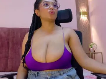 emy_leon Image 15