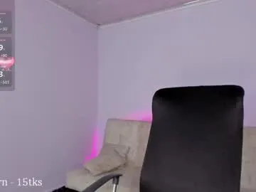 eva_hillss69 Image 19