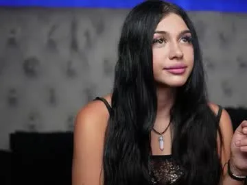 giuliasya Image 7