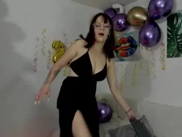 kassandra_james Image 4