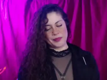 laura_fountain_ Image 3