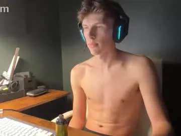 lewisboothyy Image 4