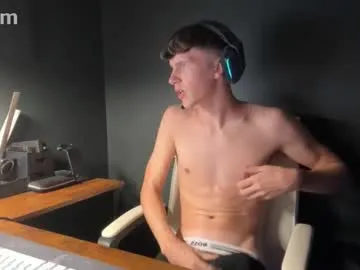 lewisboothyy Image 6