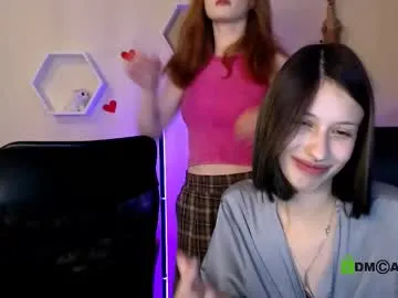 liana_kisses Image 3