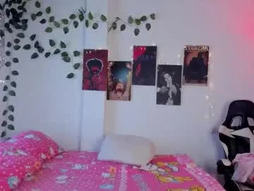 lindsay_and_darikson Image 6