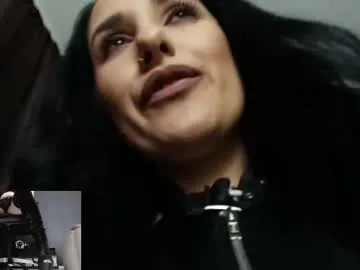 missdyaa Image 9