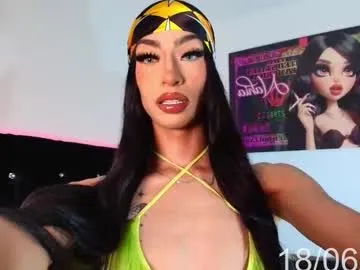 nahiavictoria Image 11