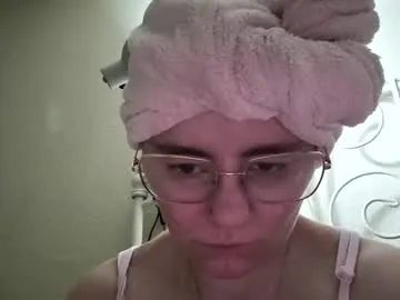 pinkwife97's Thumb Image