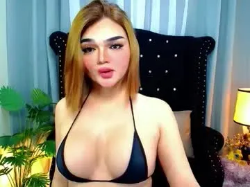 princesshugecumontop Image 17