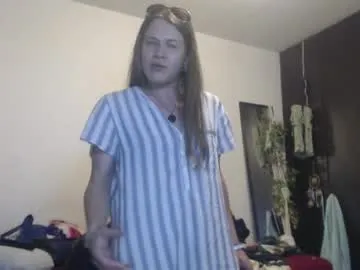 queennicky88 Image 3
