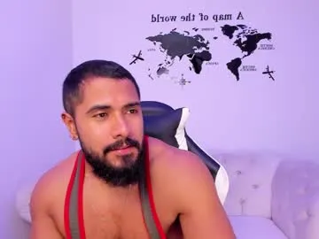 santiago_huntt Image 4