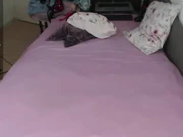 thelisteninglady Image 5