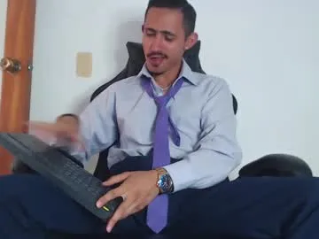 xxxhome_alonexxx Image 3