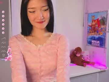 yung_leana's Thumb Image