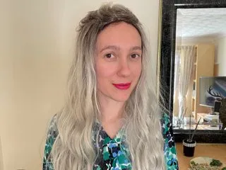 Carrie_Anne's Thumb Image