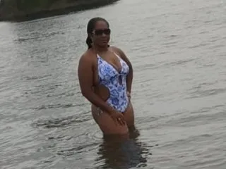 LunaaVelvet's Thumb Image